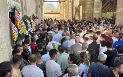 Yenice’de 6 Kişi Kaza Sonucu Hayatını Kaybetti, Evrim Oluçay ve Atakan Yılmazdere Toprağa Verildi