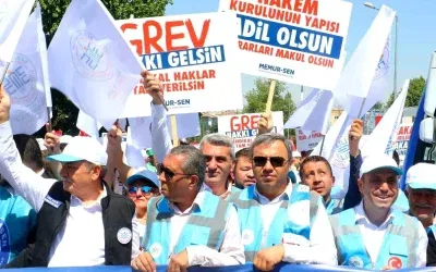 Memur-Sen, 8. Dönem Toplu Sözleşmesi İçin Eylem Yaptı