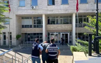 Muğla’da kaçak olduğu belirlenen kişi operasyonla gözaltına alındı.