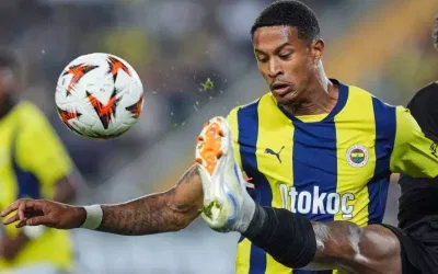 Oosterwolde, maç sonu telefonu kapıştı! Feyenoord’a gözdağı verdi.