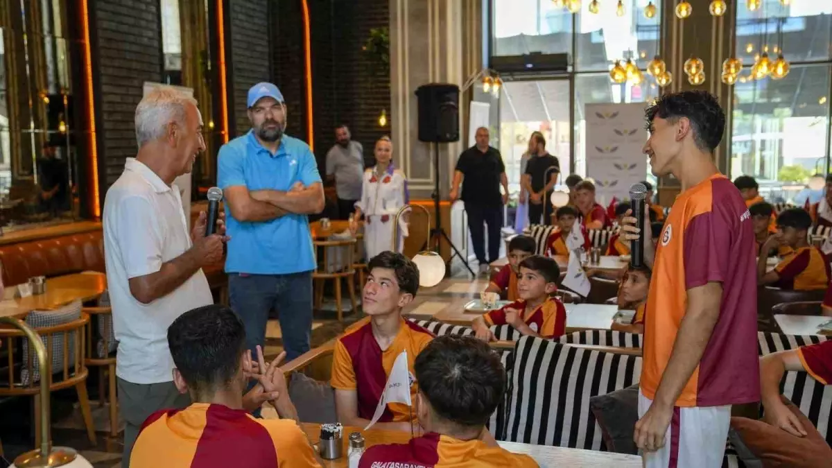 polat-vakfi-galatasaray-nusaybin-spor-okullar-18979922_amp.jpg