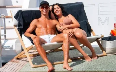Ronaldo’nun çocuklarının annesine müthiş hediyesi!