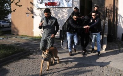 Cizre’de Uyuşturucu ve Silah Operasyonu: 5 Kişi Tutuklandı