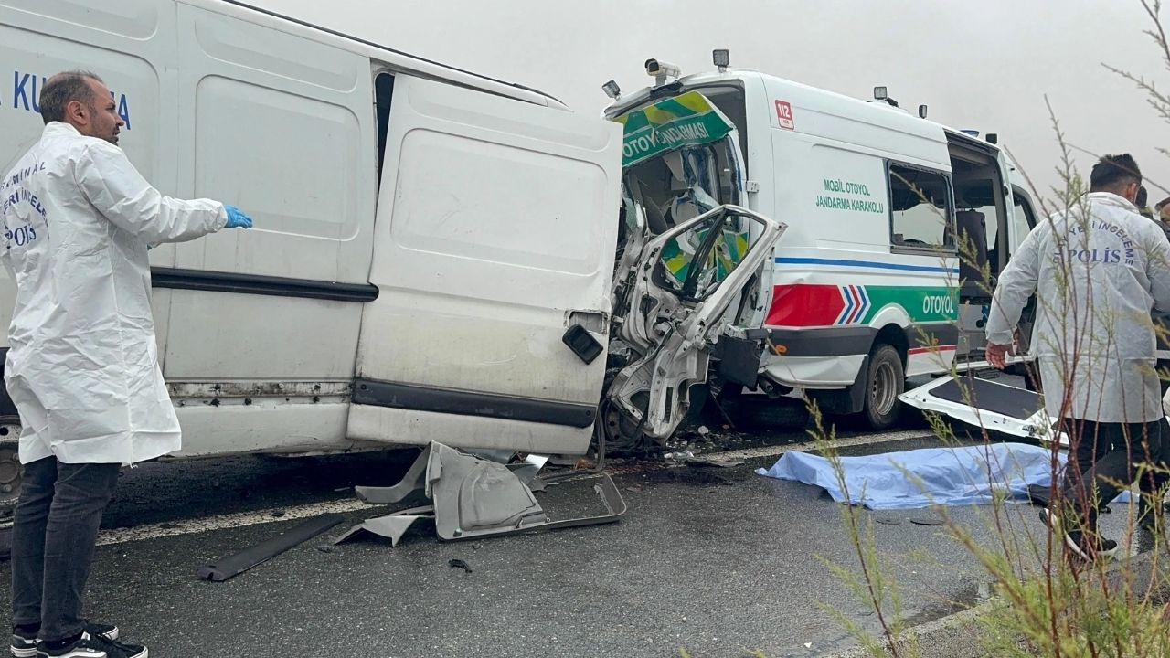 Vali Kumbuzoğlu Kazada 2 jandarma şehit, 1 vatandaş hayatını kaybetti