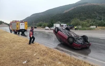 Taşova’da Otomobil Kazası: 2 Yaralı