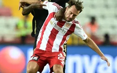 Emre Belözoğlu: Kesin Zafer Gerekirdi