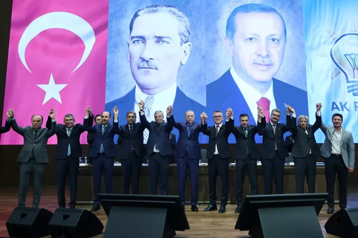 bayrampasa-belediyesi-nde-istifalar-ardi-ardina-19052216_8919_amp.jpg