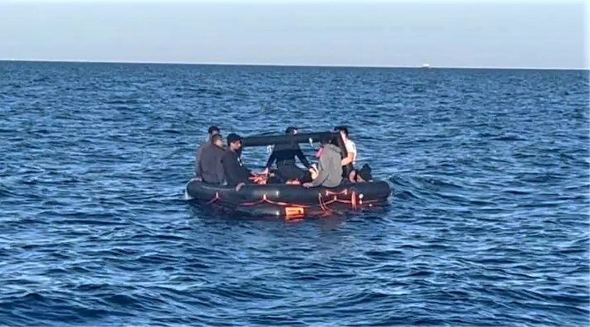 canakkale-de-23-kacak-gocmen-kurtarildi-19059607_amp.jpg