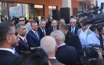 CHP Lideri Özel, İBB’nin Elazığ’da açtığı okulun açılışında yer aldı