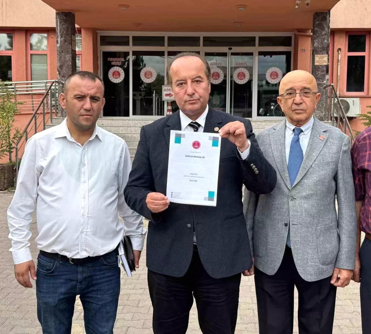 chp-li-akay-eskipazar-devlet-hastanesi-icin-s-19090608_amp.jpg
