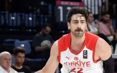 Furkan Korkmaz: Yaşı, Boyu, Sevgilisi ve Takımı!