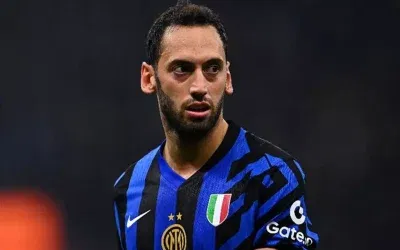 Galatasaray, transferde İlkay Gündoğan’dan sonra Hakan Çalhanoğlu’nu da kadrosuna katıyor.
