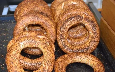 İzmir’de Simit Fiyatı 20 TL’ye Çıktı