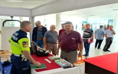Eskişehir’deki Jandarma Standında 1120 Kişiye Bilgilendirme
