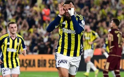 Kadıköy’de gerilim dolu derbi maçında Fenerbahçe kazanıyor!
