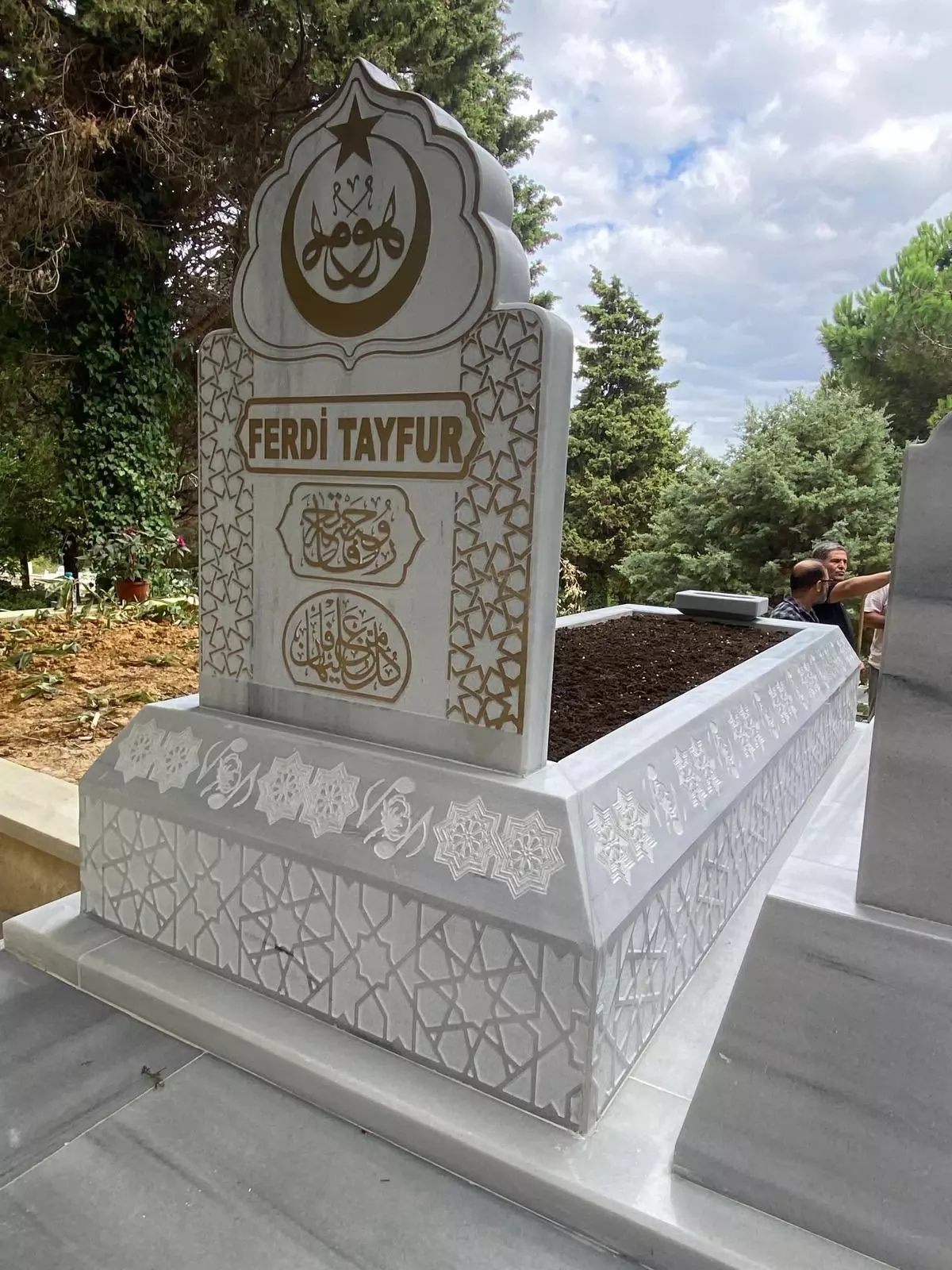 mhp-genel-baskani-bahceli-ferdi-tayfur-un-kab-19047797_amp.jpg