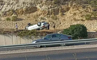 Sivas’ta Takla Atan Araçta Yaralanan Sürücü