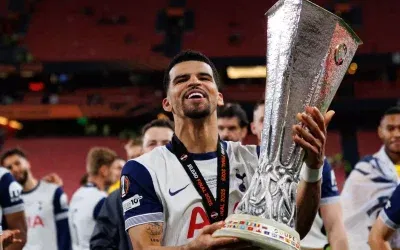 Tottenham’un Solanke, Osimhen’i büyük hayranı olarak açıkladı