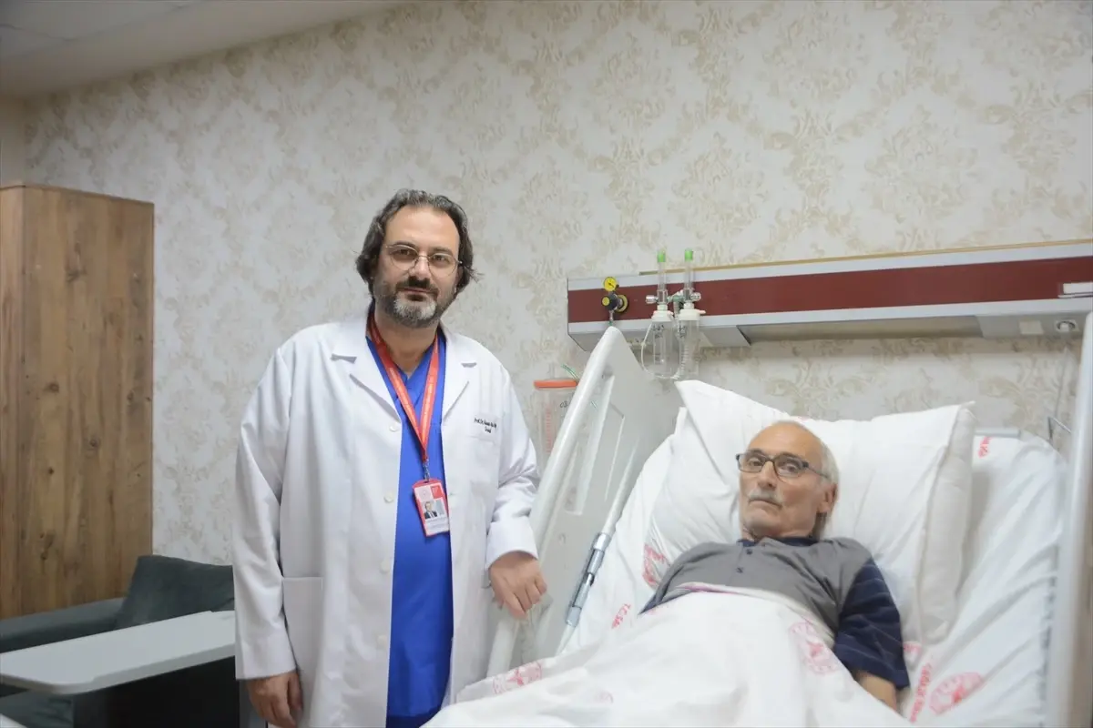 trabzon-da-mesanesinde-tumor-tespit-edilen-ha-19047021_amp.jpg