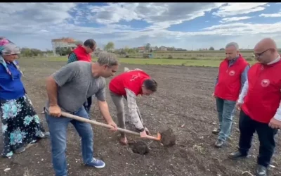 19 Mayıs Projesi ile Çiftçilere Toprak Eğitimi Verildi