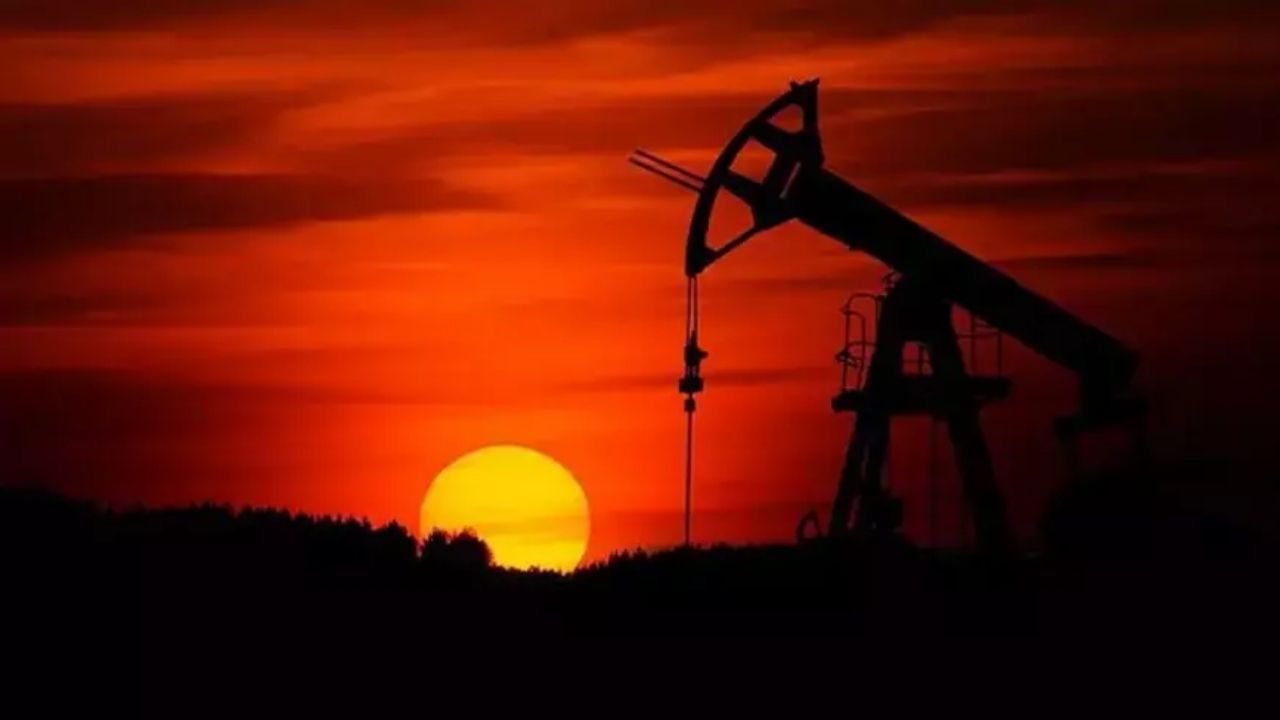 ABD'de Ham Petrol Stokları 1.8 Milyon Varil Arttı