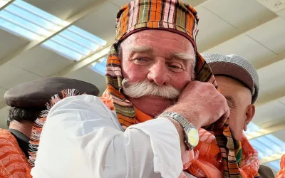 Antalya’da Bıyık Koşusu: Komik ve Eğlenceli!