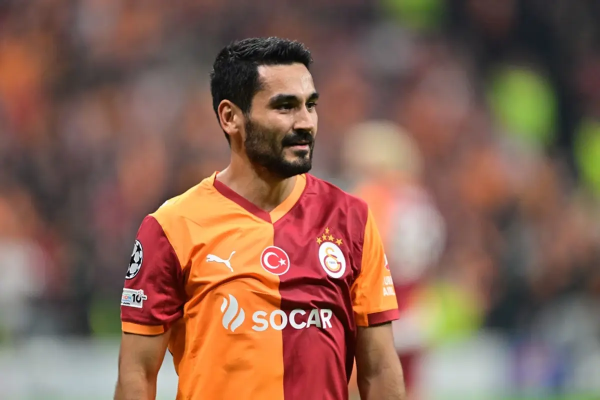 ilkay-a-atmosferi-soran-futbolcunun-kim-oldugu-19108301_2709_amp.jpg