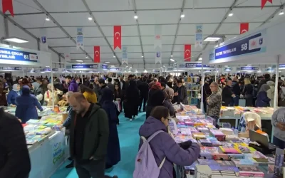 Üsküdar Kitap Fuarı: Kitap Okuma Alışkanlığını Destekliyor