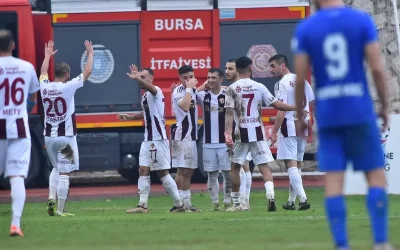 İnegölspor, Kepez Spor’u 3-0’lık skorla geçti