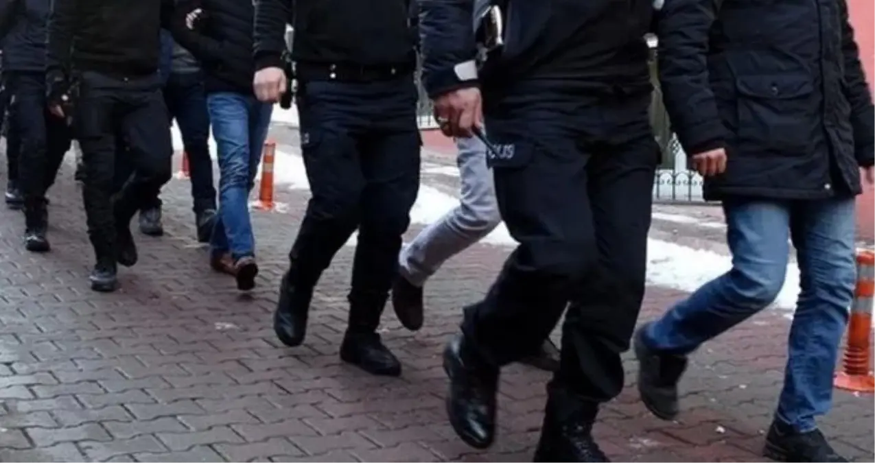 yolyemezler-cetesi-kimdir-yolyemezler-cetesi-19180810_1316_amp.jpg