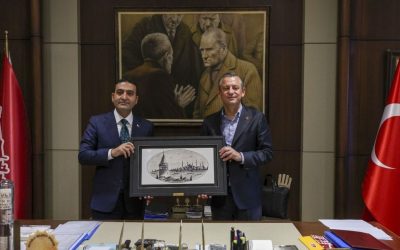 CHP Lideri Özgür Özel: ‘Belediye Başkanlarımıza Tam Destek’