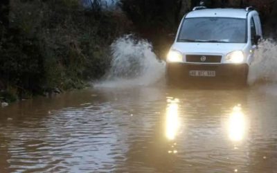 Menteşe’de Sağanak Yağış Caddeleri Sular Altında Bıraktı