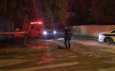 Gebze’deki Bina, Kolonlardaki Çatlaklar Sebebiyle Boşaltıldı