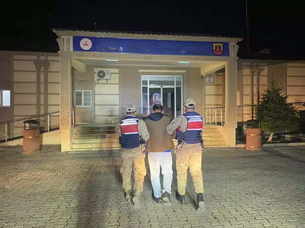jandarmaya-gidip-evime-hirsiz-girdi-dedi-gerc-19234536_amp.jpg