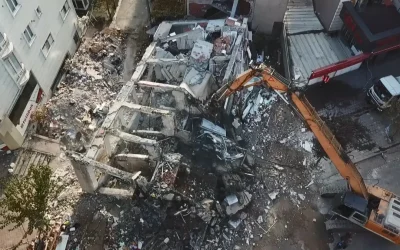 Dronla Enkaz Kaldırma Çalışmaları Görüntülendi