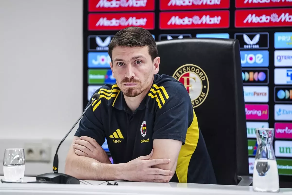 mert-hakan-yandas-fenerbahce-den-gidiyor-19256780_8601_amp.jpg