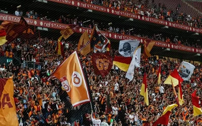 Galatasaray’da eşi benzeri görülmemiş rekor ayrılık!