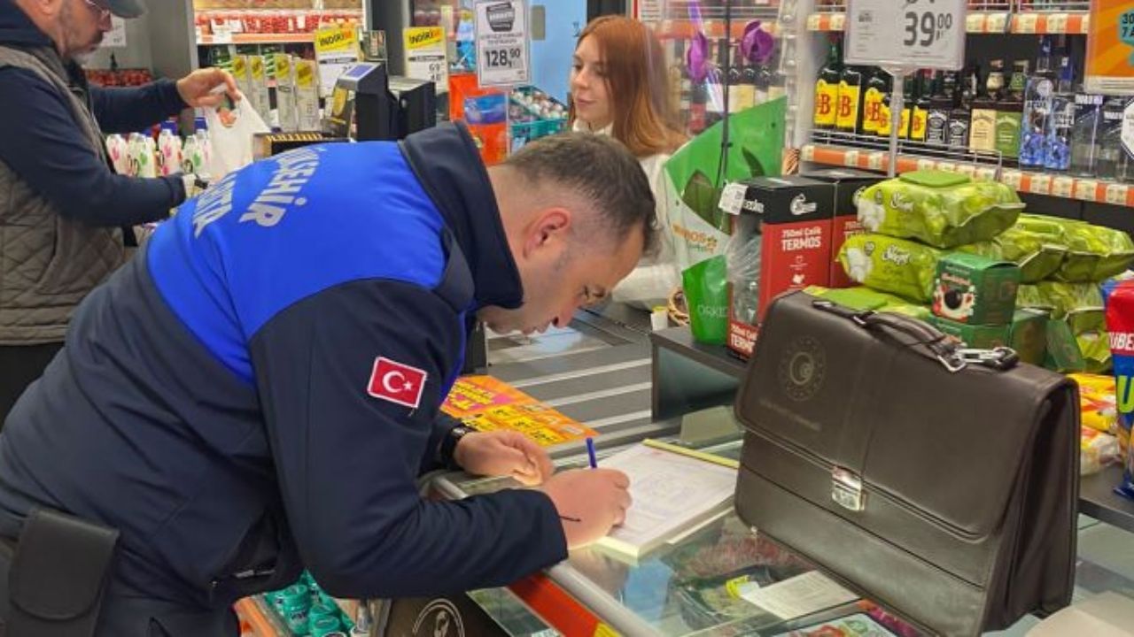 Bursa’da fiyat denetimleri artırıldı Etiketler ve tarifeler mercek altında