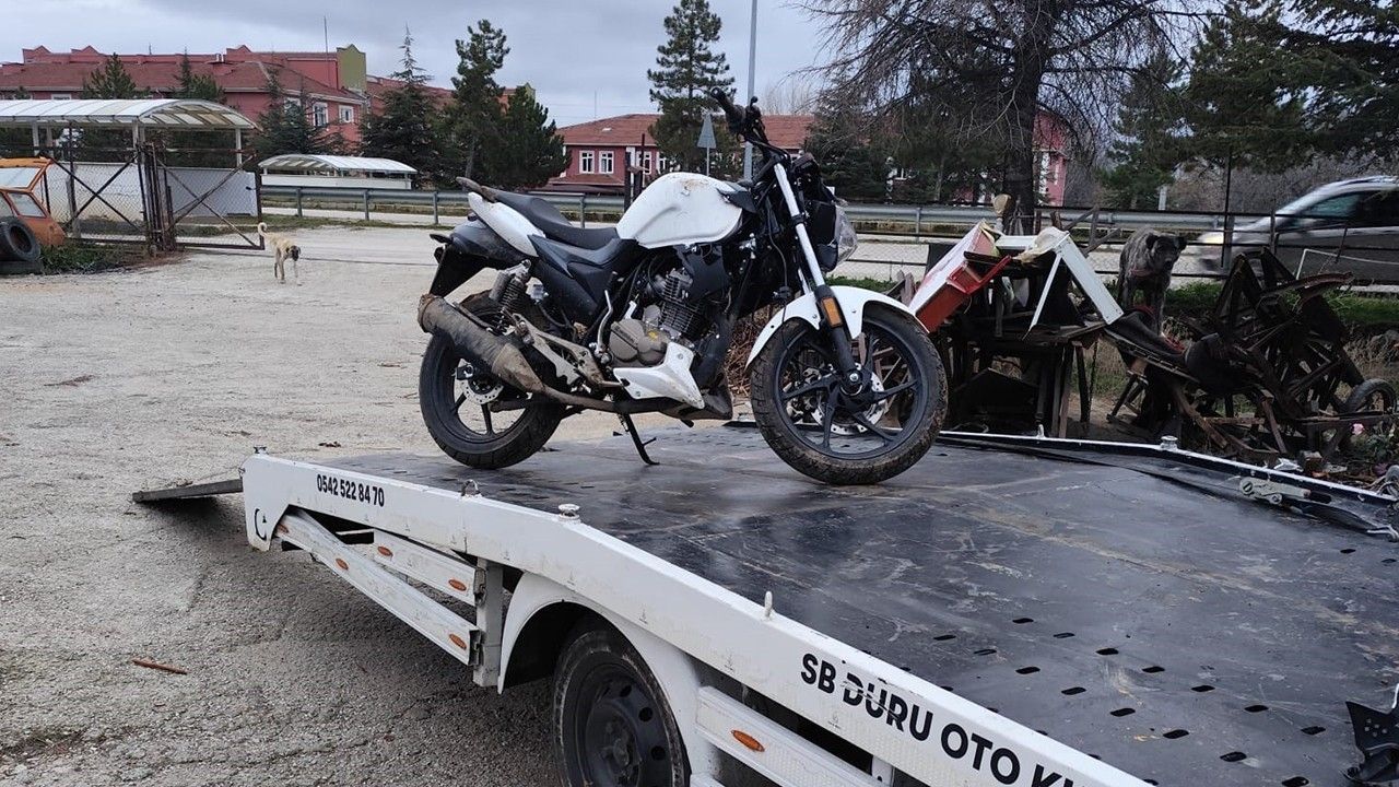 Çocukların Motosiklet Yolculuğu 1 Ölü, 1 Yaralı