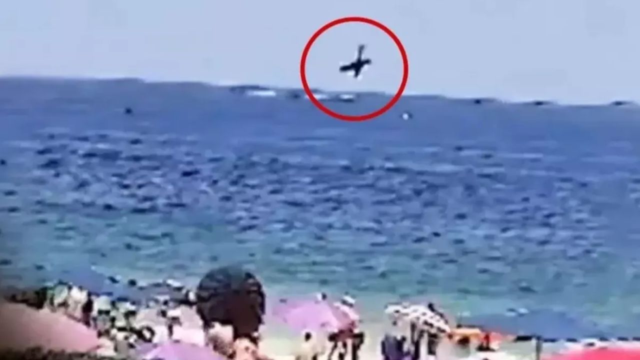 Copacabana açıklarında korkunç kaza Hafif uçak denize düştü, pilot hayatını kaybetti