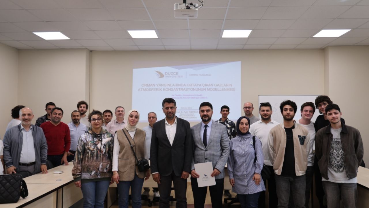 Düzce Üniversitesi'nde Ormancılık Mezunlarıyla İletişim Semineri