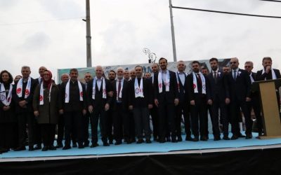 İstanbul Protokolü Eyüpsultan’daki Hamsi Festivali’nde Buluştu, Meydan Horonlarla Şenlendi