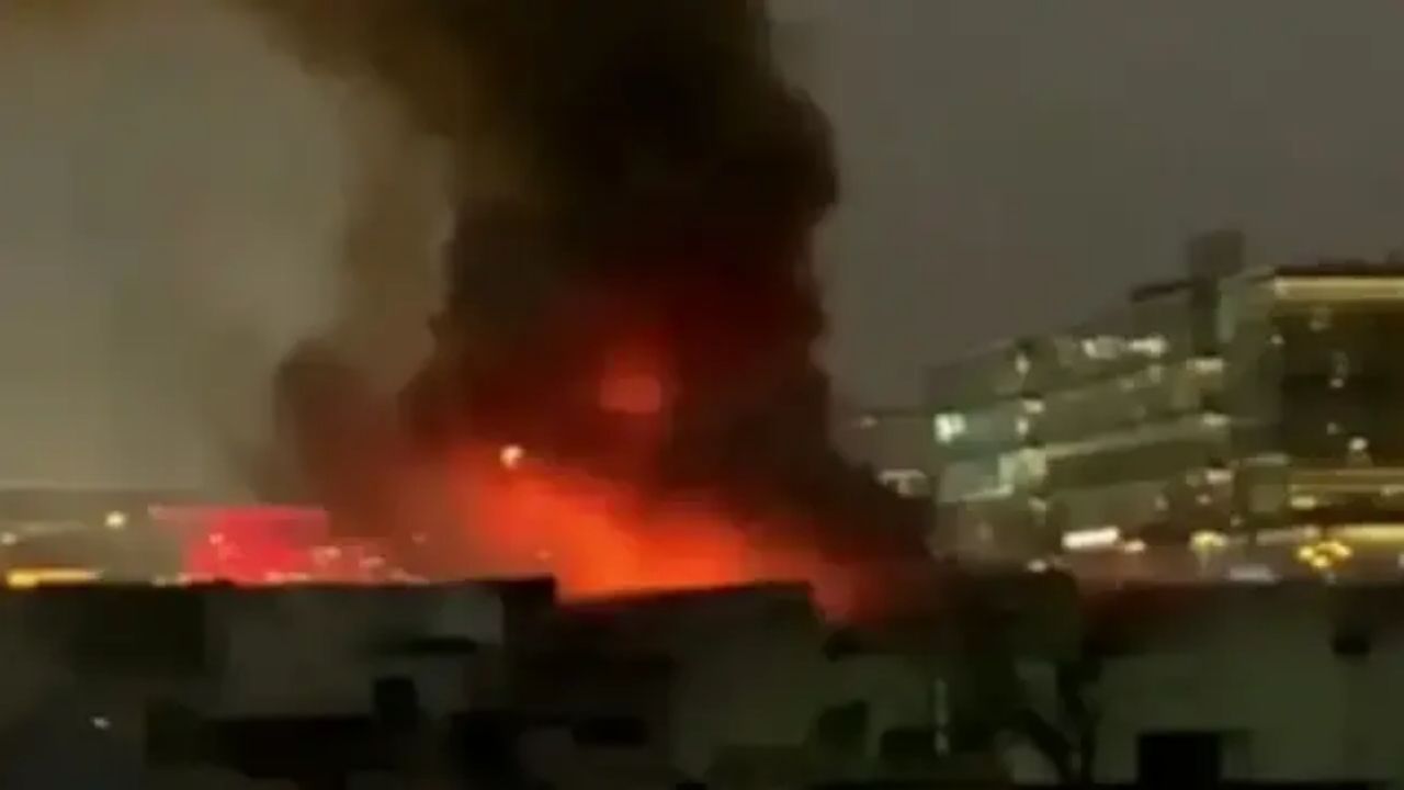 Kumaş Baskı Fabrikasındaki Yangın Kontrol Altına Alındı