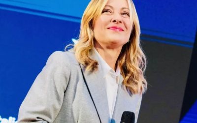 Meloni’den Noel Esprisi: “Bu Yıl Zordu, 2026 Daha da Zor Olacak”