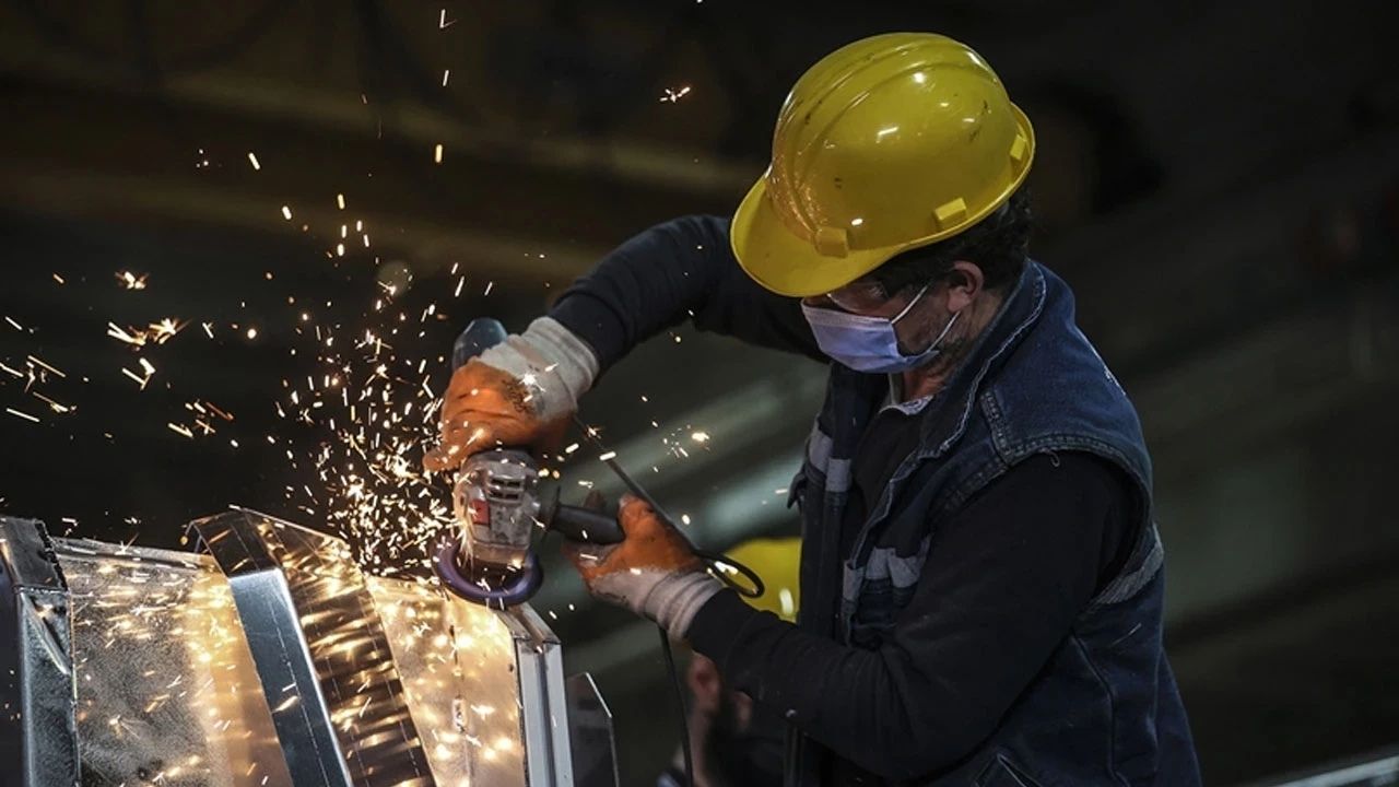 Sanayi Üretiminde Düşüş Devam Ediyor Ekim Verileri Açıklandı