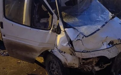 Sinop Boyabat’ta Korkunç Çarpışma: Servis Minibüsü Otomobile Çarptı, 1 Kişi Hayatını Kaybetti