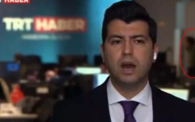 TRT Canlı Yayınında Şaşırtan Anlar: Kadın ‘Yeter’ Diye Bağırıp Ceketini Yırttı