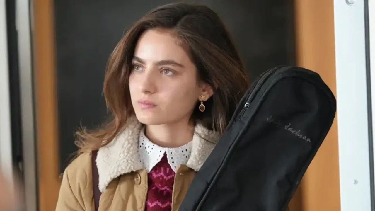 “Taşacak Bu Deniz”in Eleni’si Ava Yaman kimdir O Ses Türkiye’ye konuk oldu