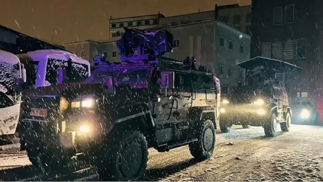 Yüksekova’da Uyuşturucu Operasyonu 14 Kişi Gözaltında