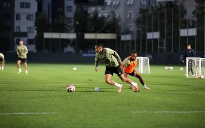 Alanyaspor, Antalyaspor maçı için antrenmanlara başladı